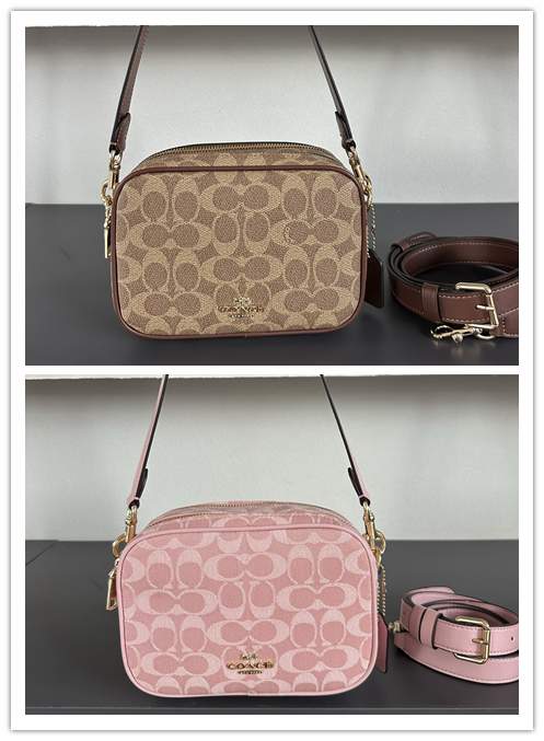 Picture of Coach Handbags _SKUfw242731796fw